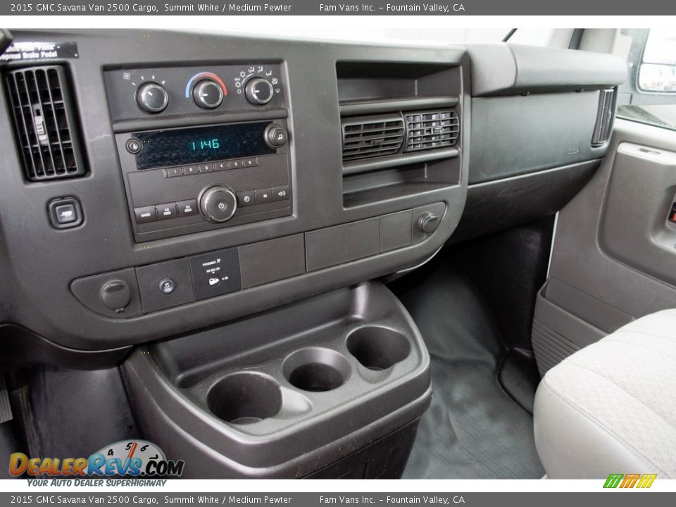 2015 GMC Savana Van 2500 Cargo Summit White / Medium Pewter Photo #18