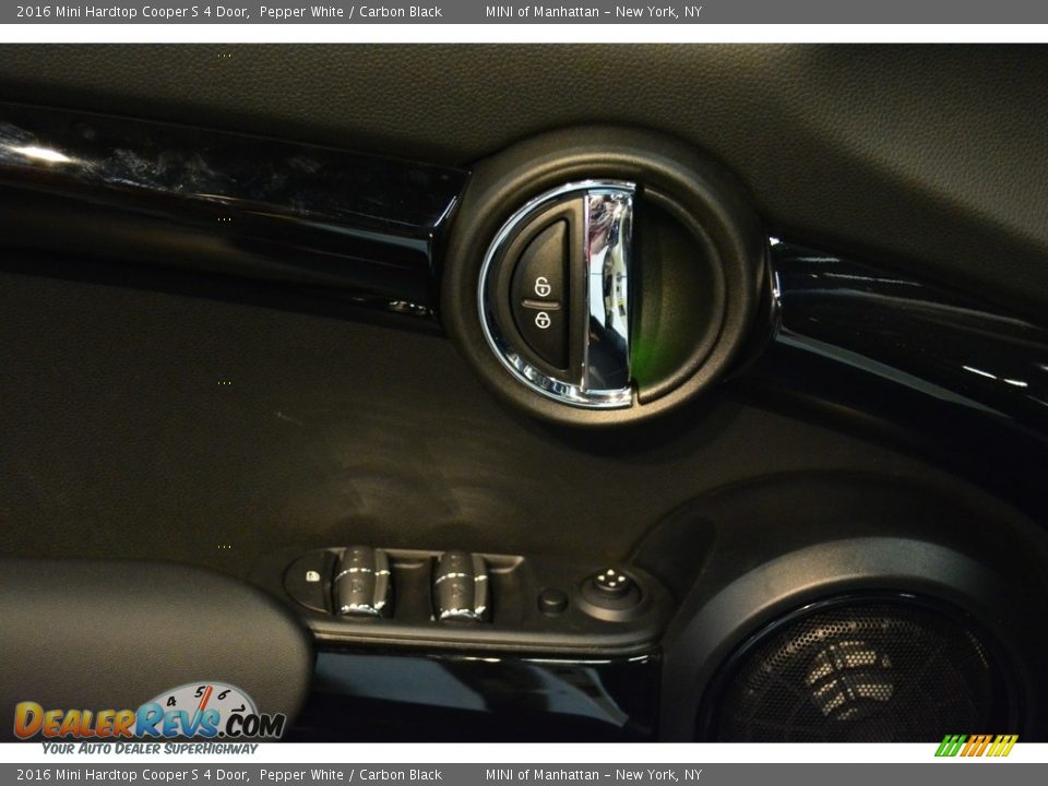 2016 Mini Hardtop Cooper S 4 Door Pepper White / Carbon Black Photo #7