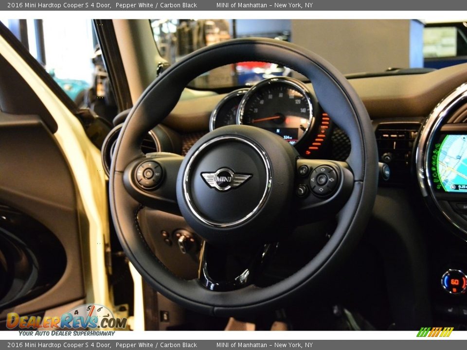 2016 Mini Hardtop Cooper S 4 Door Pepper White / Carbon Black Photo #15