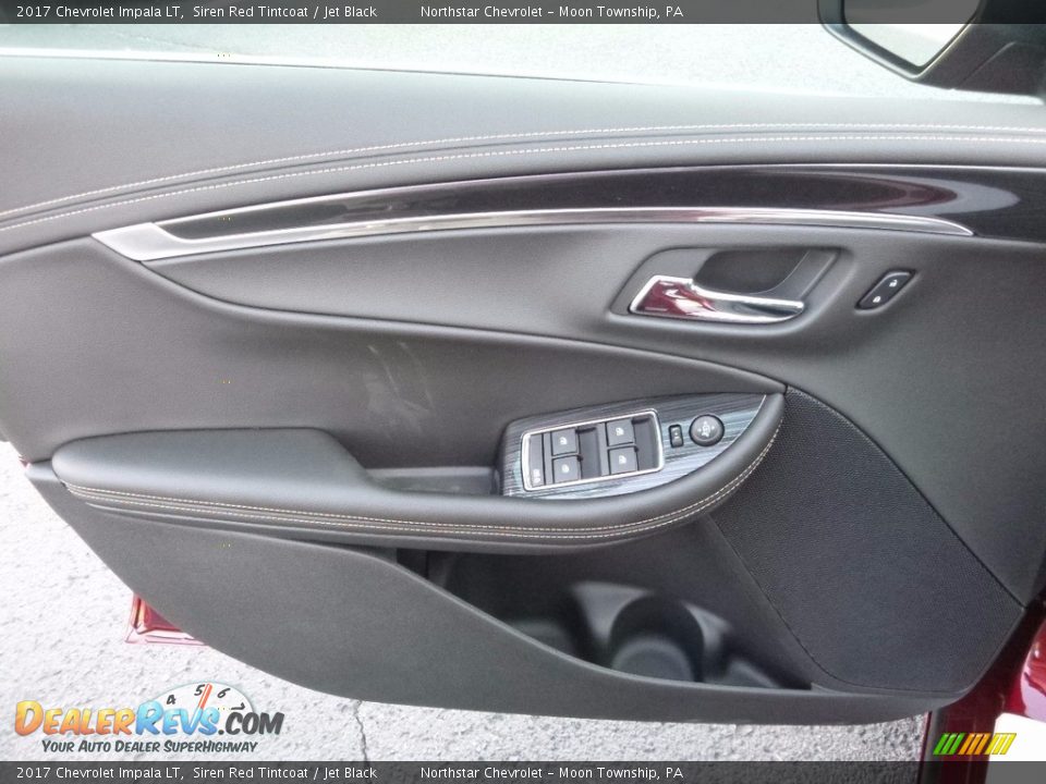 Door Panel of 2017 Chevrolet Impala LT Photo #14