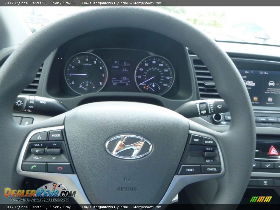 2017 Hyundai Elantra SE Silver / Gray Photo #17