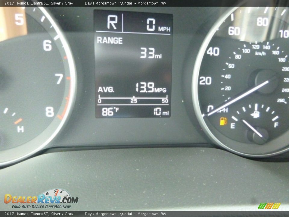 2017 Hyundai Elantra SE Silver / Gray Photo #19