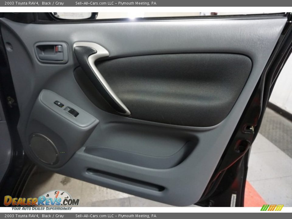 2003 Toyota RAV4 Black / Gray Photo #17