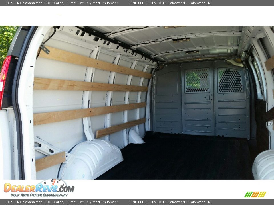 2015 GMC Savana Van 2500 Cargo Summit White / Medium Pewter Photo #13