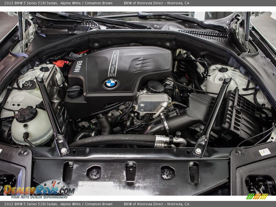 2013 BMW 5 Series 528i Sedan Alpine White / Cinnamon Brown Photo #9