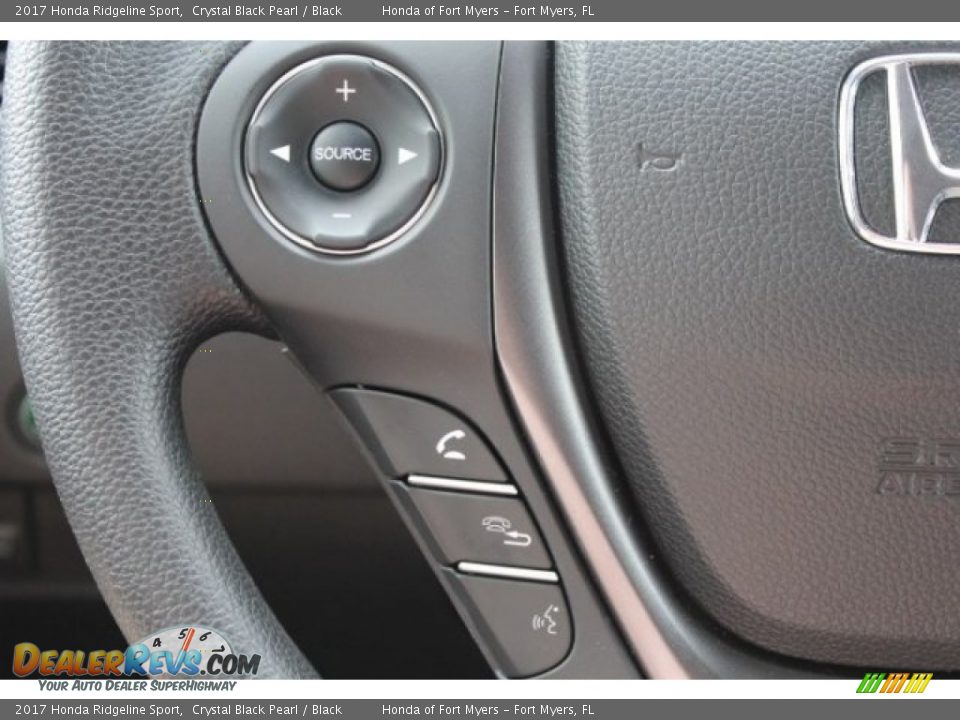 Controls of 2017 Honda Ridgeline Sport Photo #13