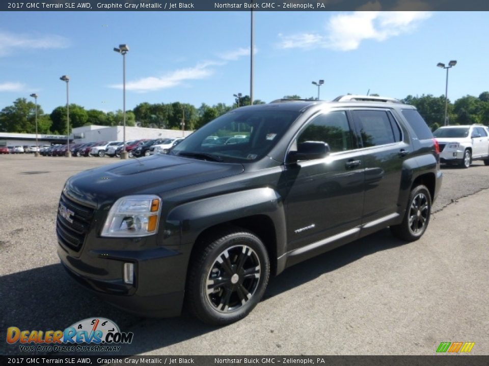 Front 3/4 View of 2017 GMC Terrain SLE AWD Photo #1