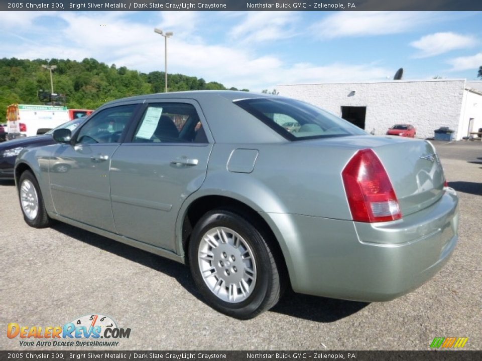 2005 Chrysler 300 Bright Silver Metallic / Dark Slate Gray/Light Graystone Photo #5