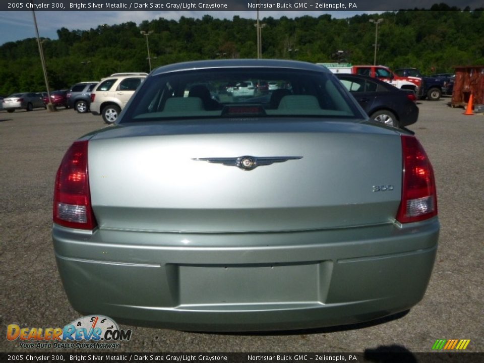 2005 Chrysler 300 Bright Silver Metallic / Dark Slate Gray/Light Graystone Photo #6