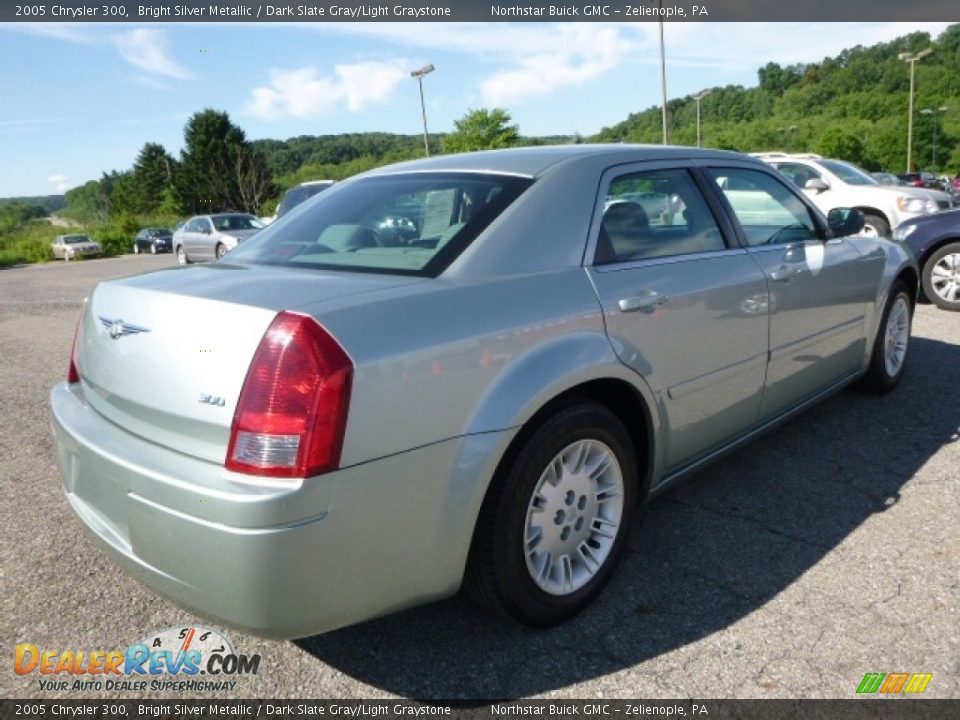 2005 Chrysler 300 Bright Silver Metallic / Dark Slate Gray/Light Graystone Photo #7