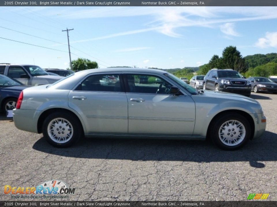 2005 Chrysler 300 Bright Silver Metallic / Dark Slate Gray/Light Graystone Photo #8