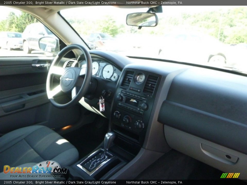 2005 Chrysler 300 Bright Silver Metallic / Dark Slate Gray/Light Graystone Photo #13