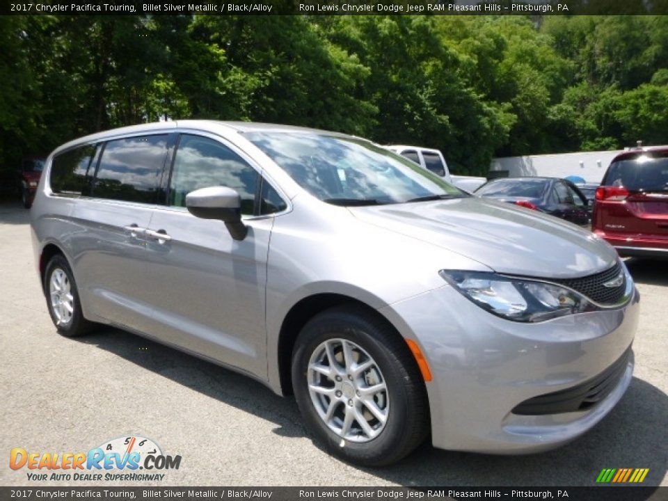 2017 Chrysler Pacifica Touring Billet Silver Metallic / Black/Alloy Photo #12