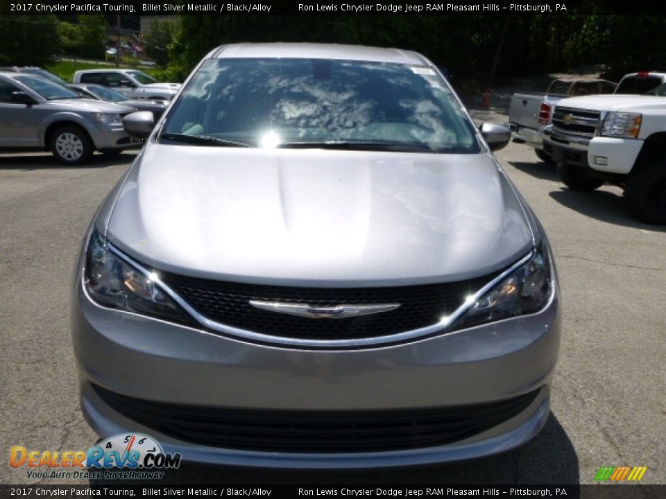 2017 Chrysler Pacifica Touring Billet Silver Metallic / Black/Alloy Photo #13