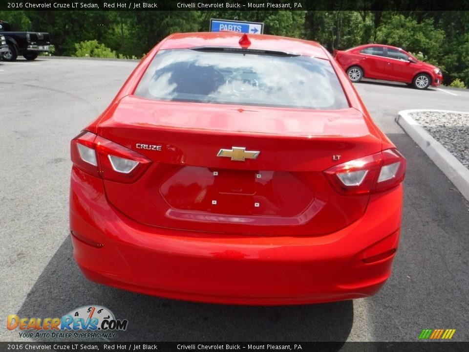 2016 Chevrolet Cruze LT Sedan Red Hot / Jet Black Photo #6