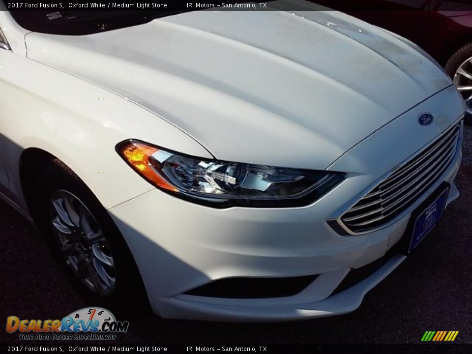 2017 Ford Fusion S Oxford White / Medium Light Stone Photo #11