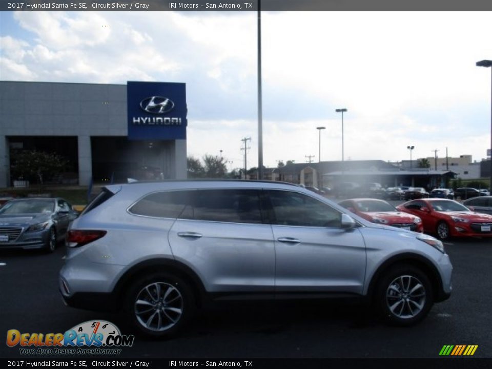 2017 Hyundai Santa Fe SE Circuit Silver / Gray Photo #8