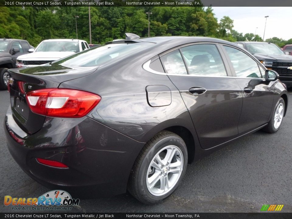 2016 Chevrolet Cruze LT Sedan Tungsten Metallic / Jet Black Photo #6