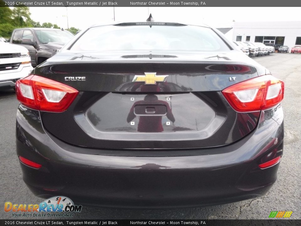 2016 Chevrolet Cruze LT Sedan Tungsten Metallic / Jet Black Photo #7