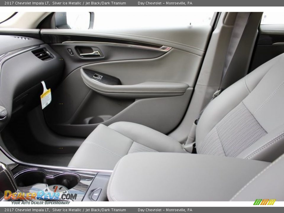 2017 Chevrolet Impala LT Silver Ice Metallic / Jet Black/Dark Titanium Photo #34