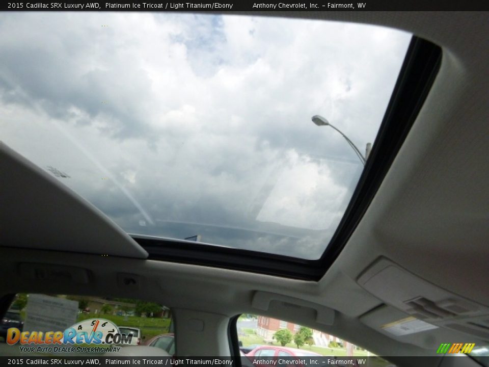 2015 Cadillac SRX Luxury AWD Platinum Ice Tricoat / Light Titanium/Ebony Photo #4