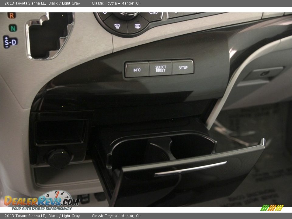 2013 Toyota Sienna LE Black / Light Gray Photo #12