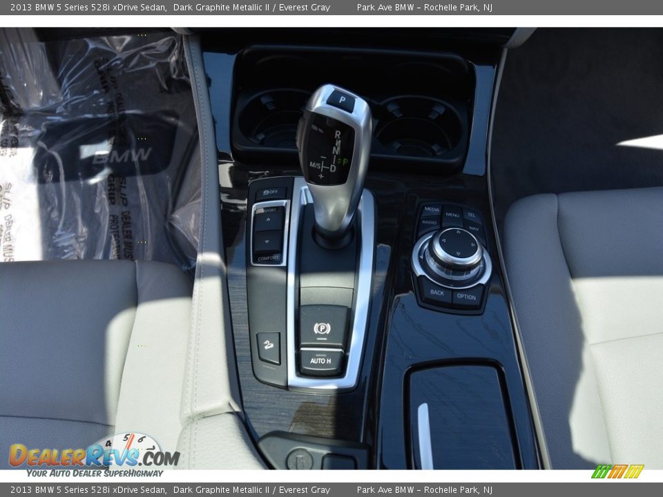 2013 BMW 5 Series 528i xDrive Sedan Dark Graphite Metallic II / Everest Gray Photo #16