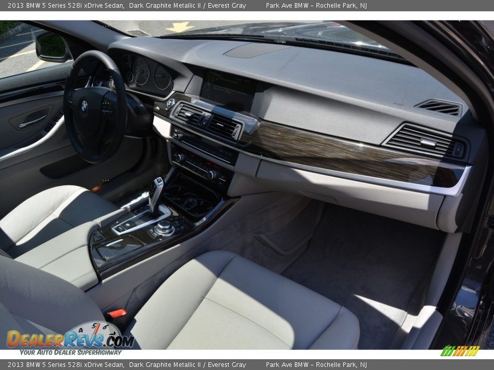 2013 BMW 5 Series 528i xDrive Sedan Dark Graphite Metallic II / Everest Gray Photo #26