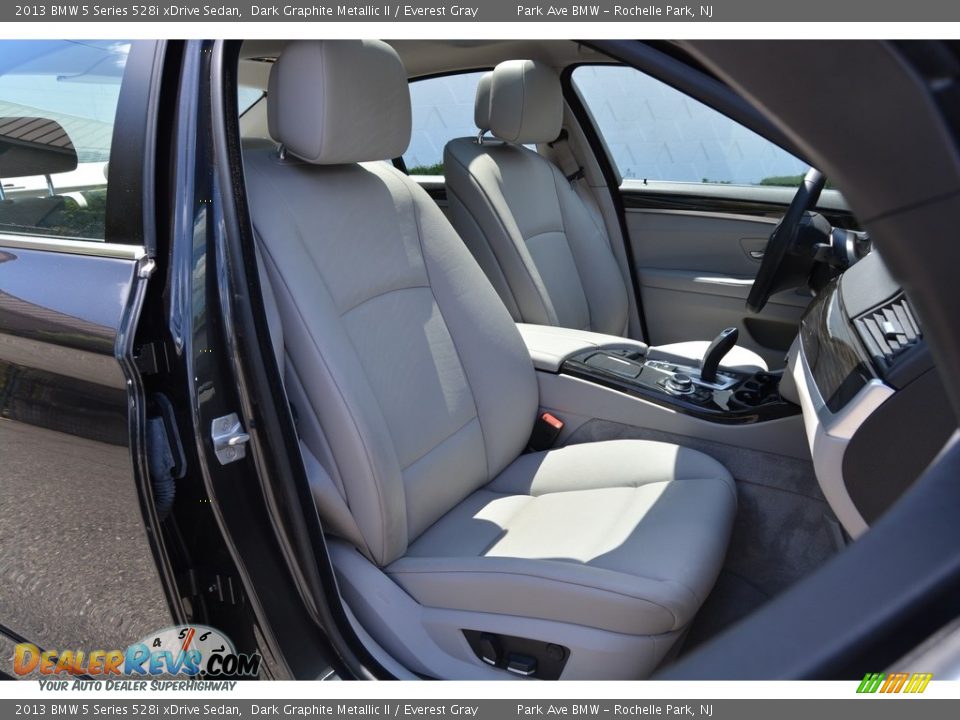 2013 BMW 5 Series 528i xDrive Sedan Dark Graphite Metallic II / Everest Gray Photo #28