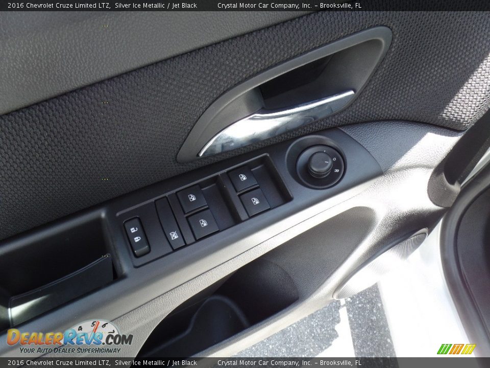 2016 Chevrolet Cruze Limited LTZ Silver Ice Metallic / Jet Black Photo #17