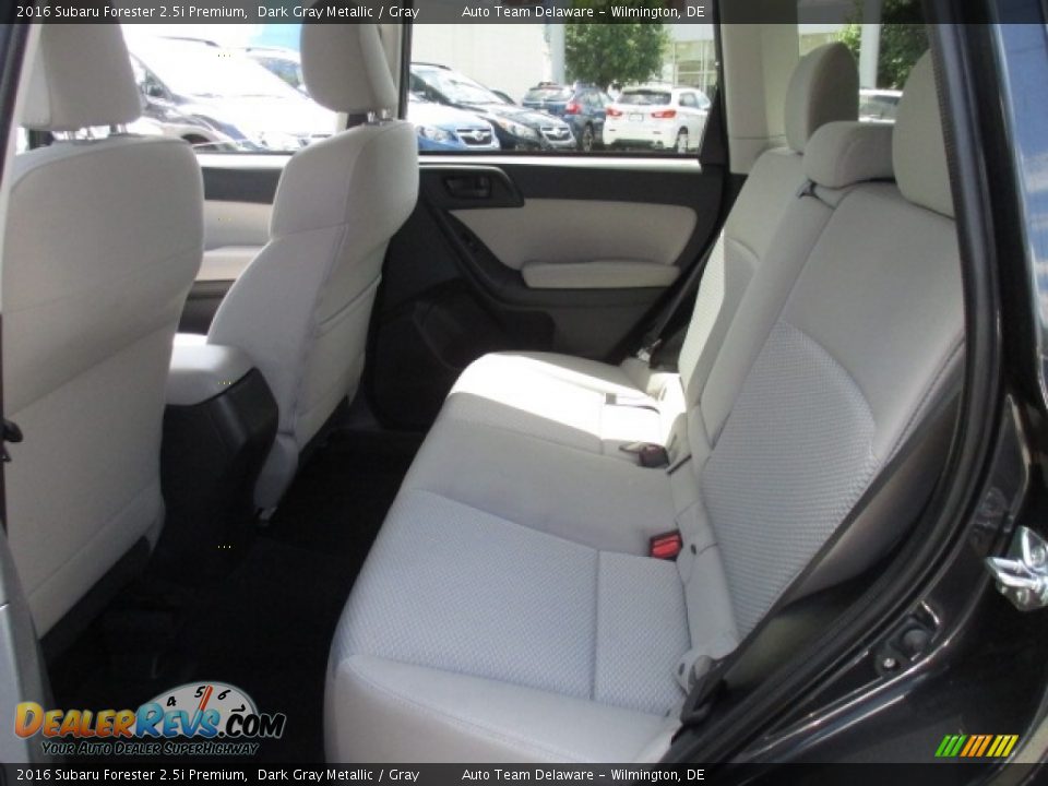 2016 Subaru Forester 2.5i Premium Dark Gray Metallic / Gray Photo #20