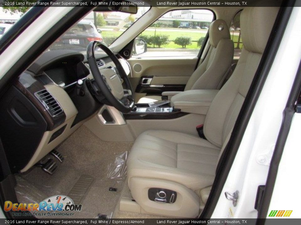 2016 Land Rover Range Rover Supercharged Fuji White / Espresso/Almond Photo #3