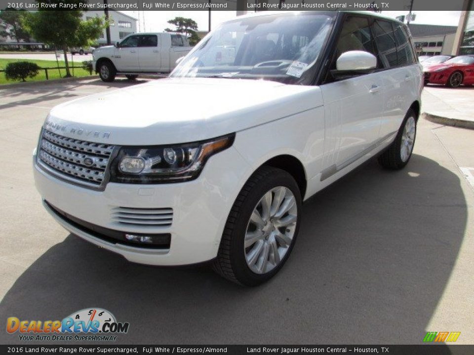 2016 Land Rover Range Rover Supercharged Fuji White / Espresso/Almond Photo #5