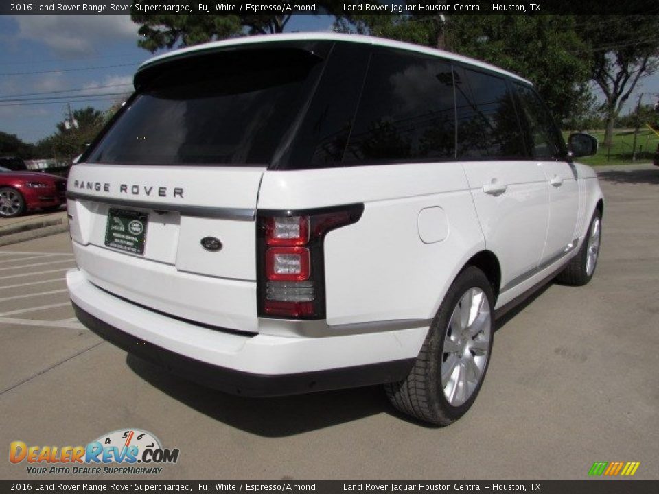 2016 Land Rover Range Rover Supercharged Fuji White / Espresso/Almond Photo #9