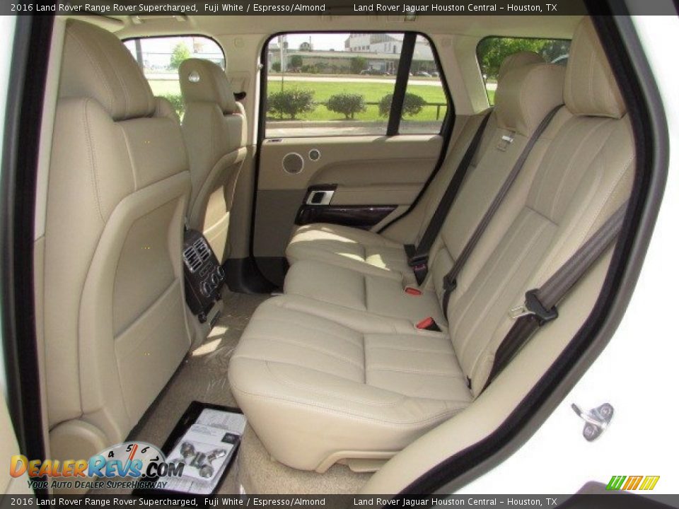 2016 Land Rover Range Rover Supercharged Fuji White / Espresso/Almond Photo #13