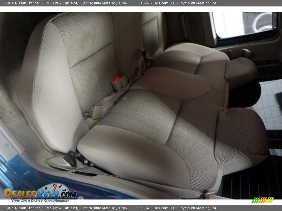 2004 Nissan Frontier XE V6 Crew Cab 4x4 Electric Blue Metallic / Gray Photo #22