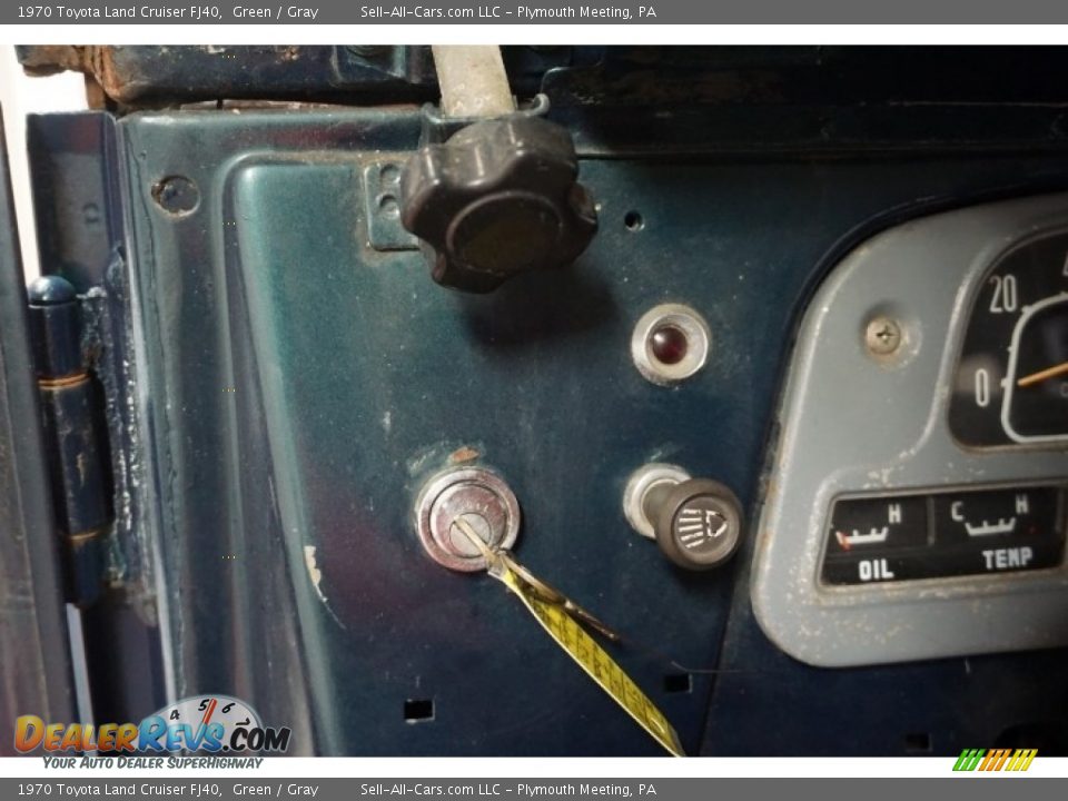 Controls of 1970 Toyota Land Cruiser FJ40 Photo #31