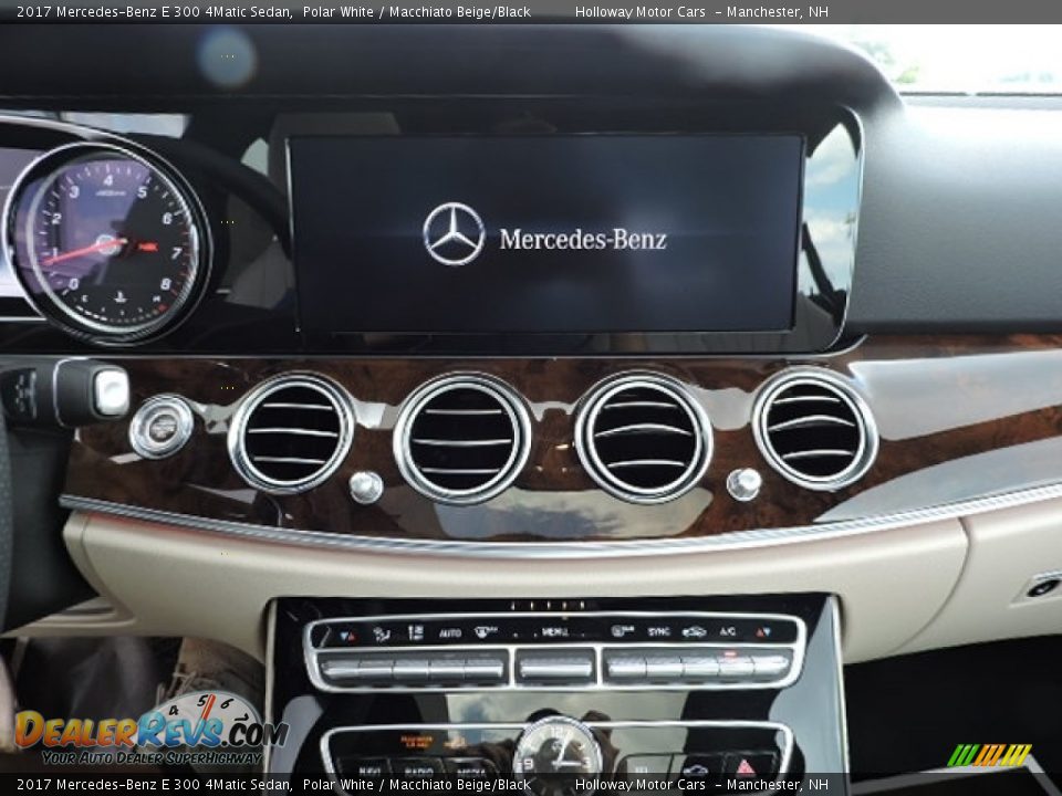 2017 Mercedes-Benz E 300 4Matic Sedan Polar White / Macchiato Beige/Black Photo #18