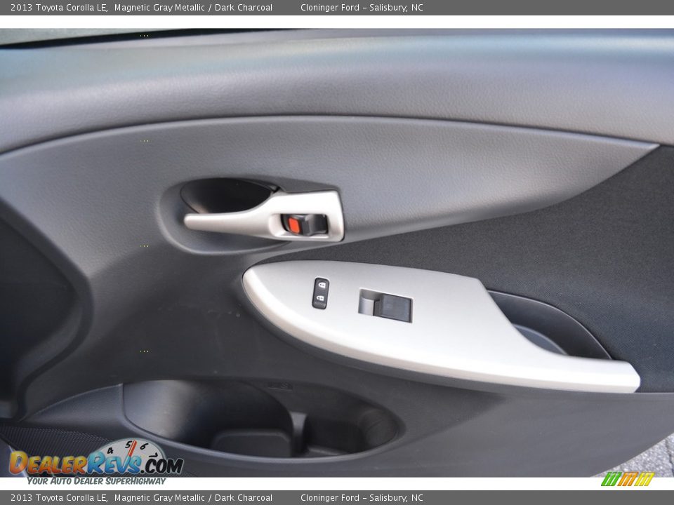 2013 Toyota Corolla LE Magnetic Gray Metallic / Dark Charcoal Photo #14