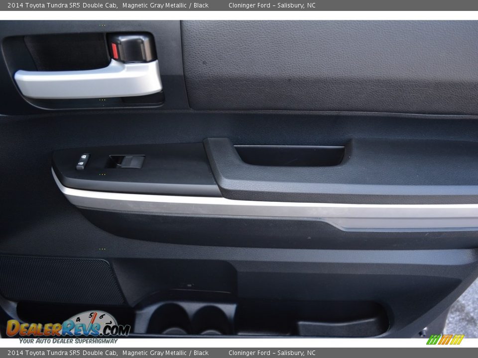 2014 Toyota Tundra SR5 Double Cab Magnetic Gray Metallic / Black Photo #15