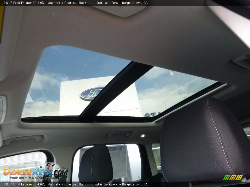 2017 Ford Escape SE 4WD Magnetic / Charcoal Black Photo #15