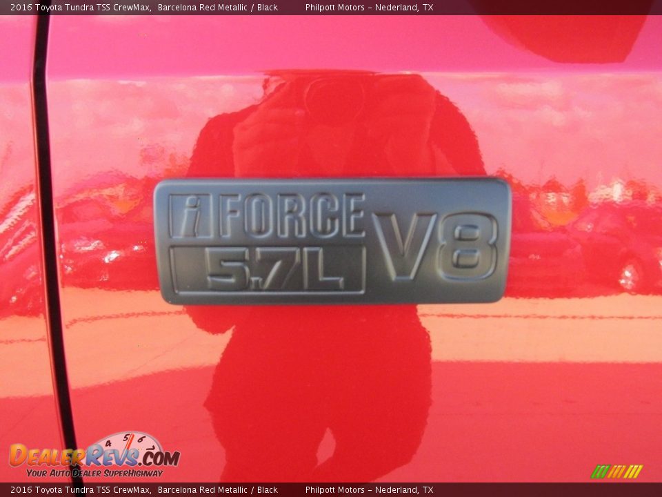 2016 Toyota Tundra TSS CrewMax Barcelona Red Metallic / Black Photo #14