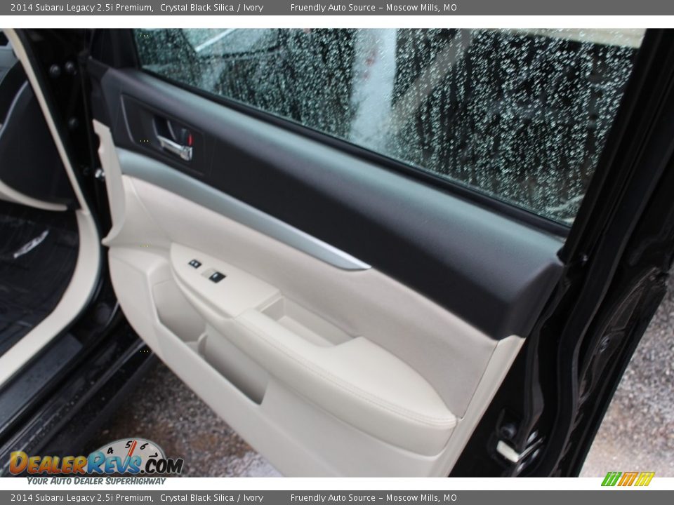 2014 Subaru Legacy 2.5i Premium Crystal Black Silica / Ivory Photo #20