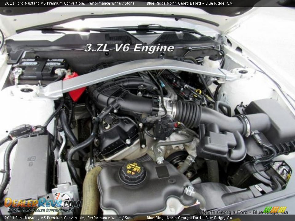 2011 Ford Mustang V6 Premium Convertible Performance White / Stone Photo #14