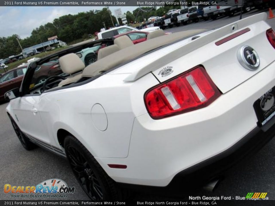 2011 Ford Mustang V6 Premium Convertible Performance White / Stone Photo #32