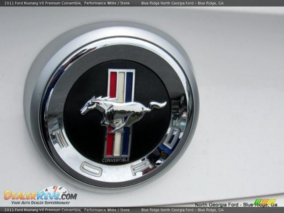 2011 Ford Mustang V6 Premium Convertible Performance White / Stone Photo #33