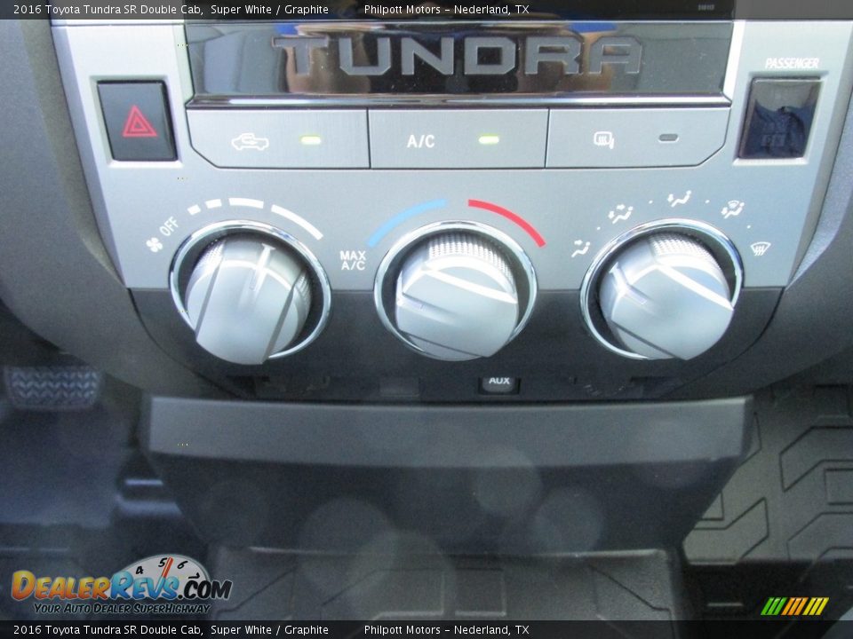 Controls of 2016 Toyota Tundra SR Double Cab Photo #25
