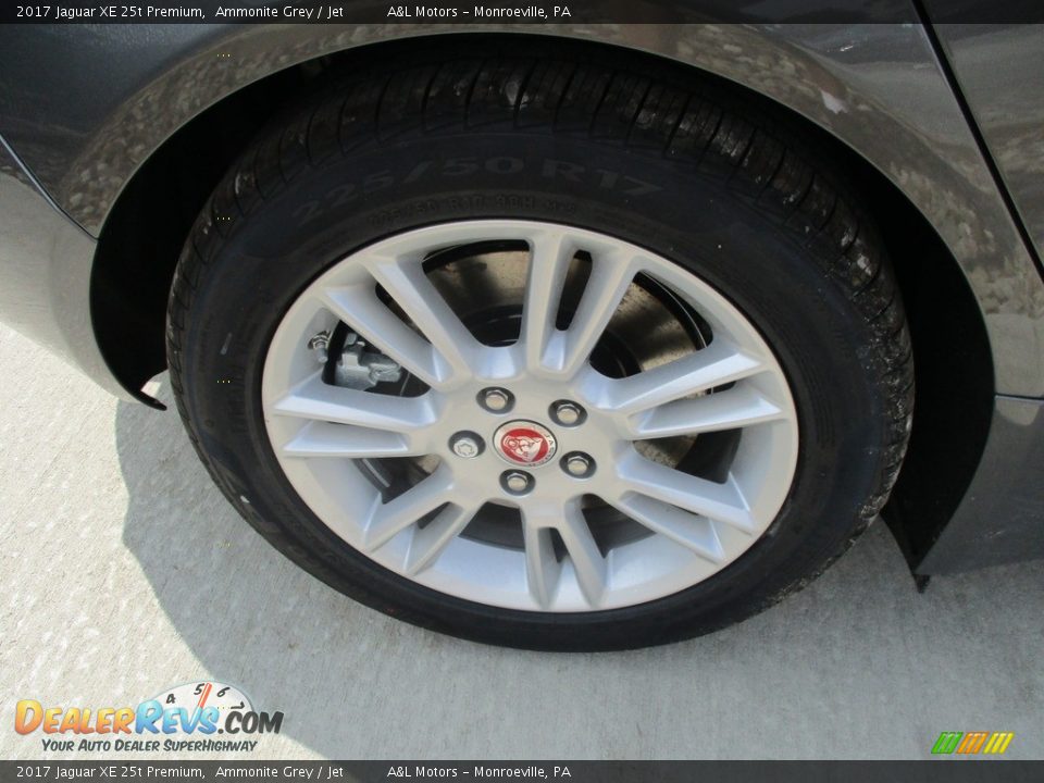 2017 Jaguar XE 25t Premium Wheel Photo #3