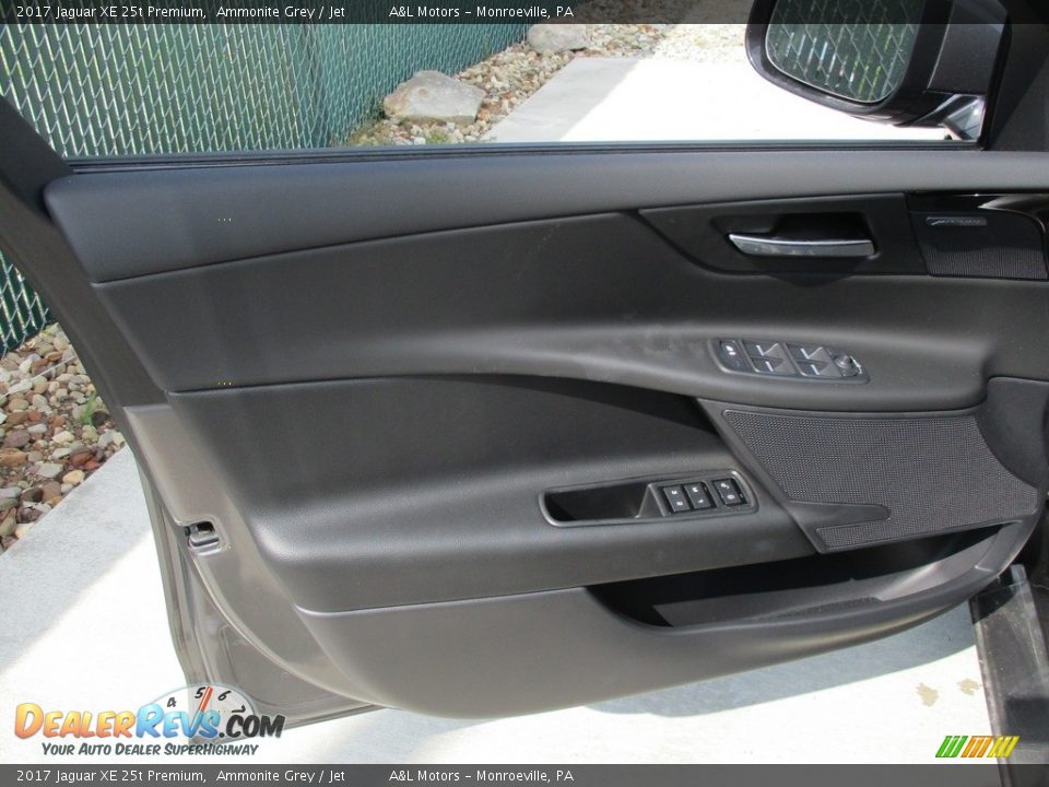 Door Panel of 2017 Jaguar XE 25t Premium Photo #10