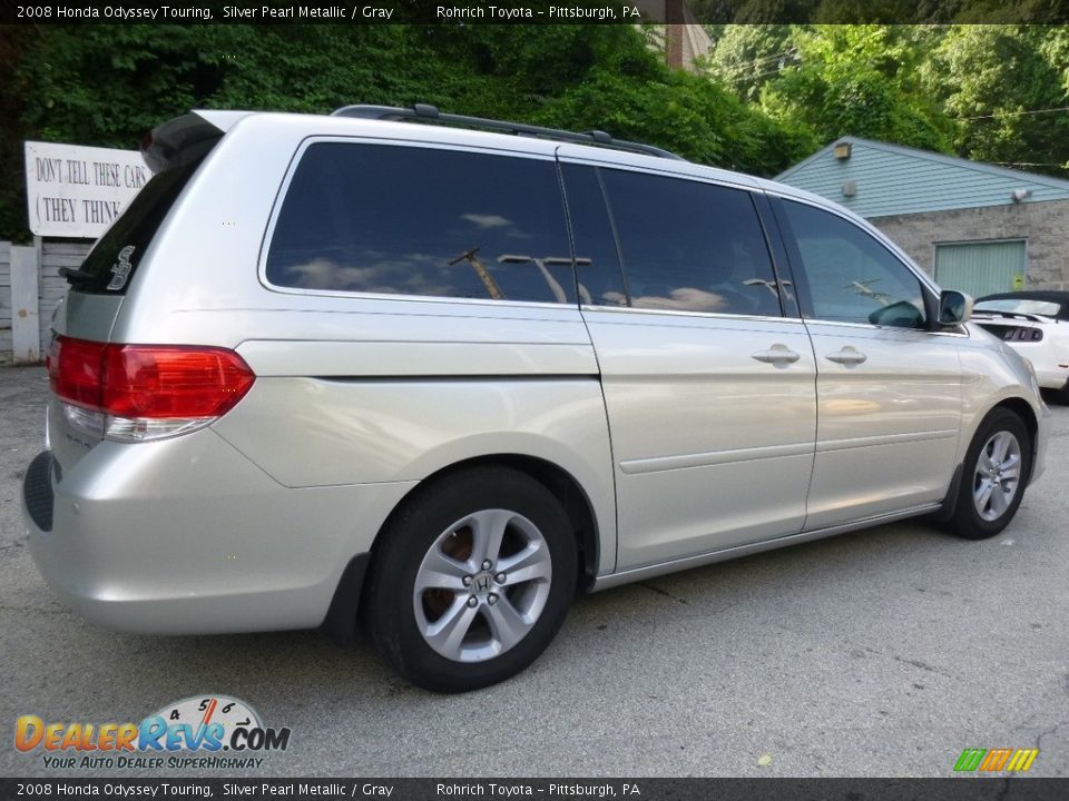 2008 Honda Odyssey Touring Silver Pearl Metallic / Gray Photo #2